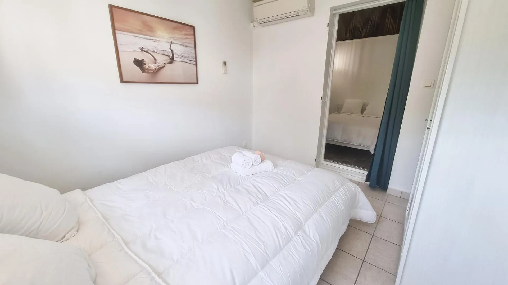 Maison Tita - Maison Avec Parking, Jardin Et Clim Hyeres 0*,  France